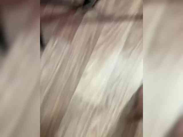 Queen-of-squirt webcam