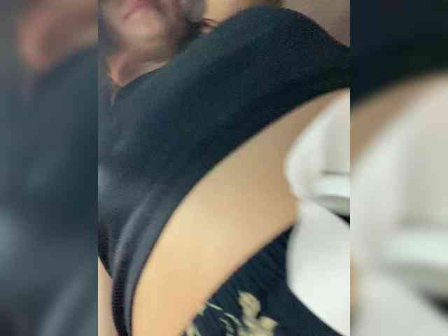 Queen-of-squirt webcam