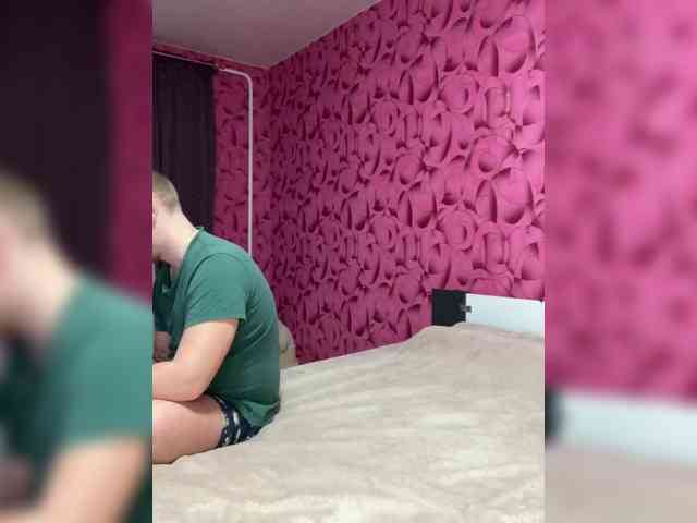 Queen-of-squirt webcam