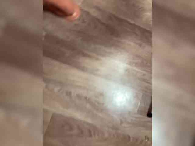 Queen-of-squirt webcam