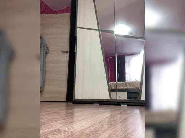 Queen-of-squirt webcam