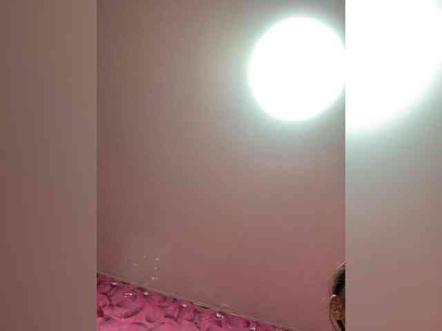 Queen-of-squirt webcam