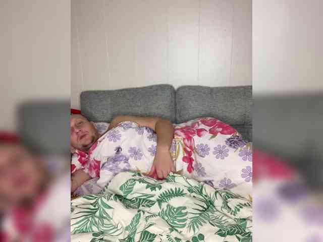 Queen-of-squirt webcam