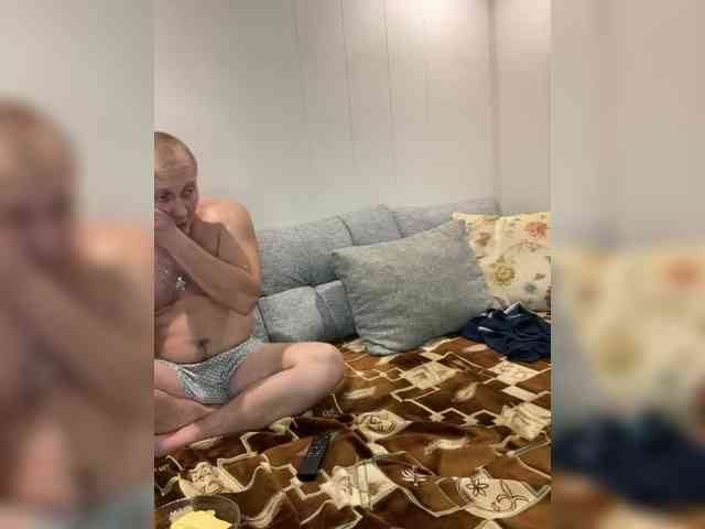 Queen-of-squirt webcam