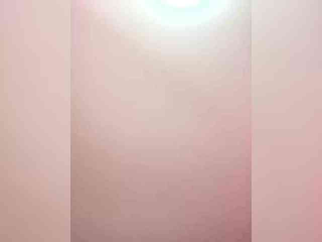 Queen-of-squirt webcam