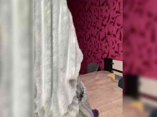 Queen-of-squirt webcam