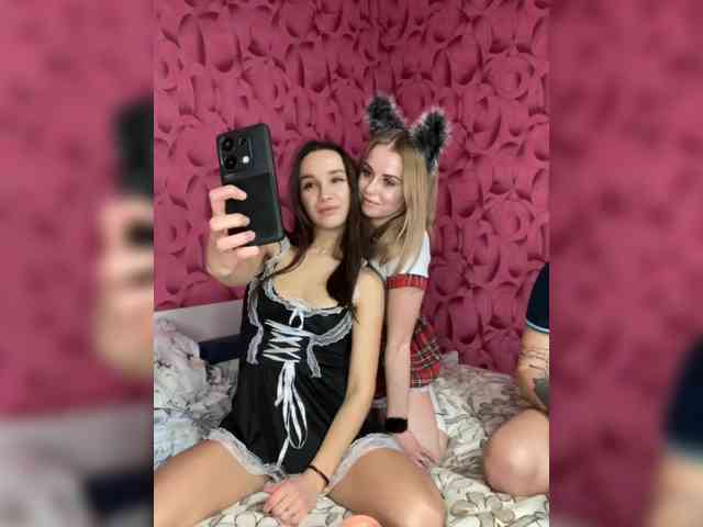 Queen-of-squirt webcam