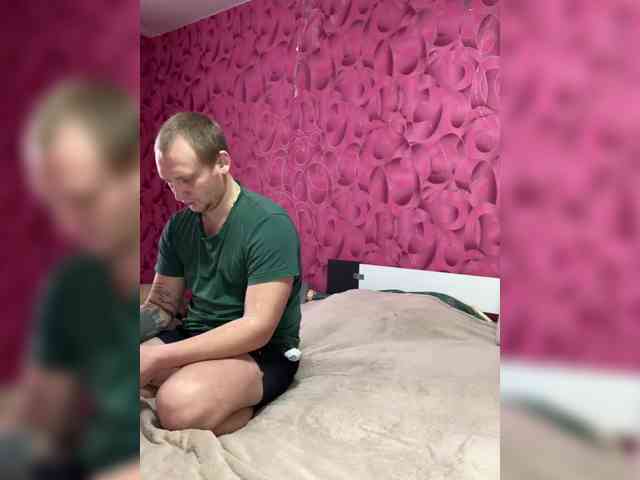 Queen-of-squirt webcam