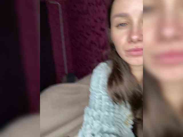 Queen-of-squirt webcam