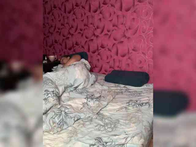 Queen-of-squirt webcam