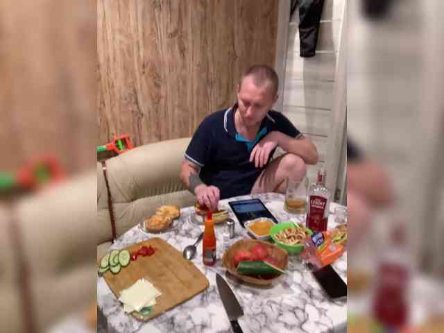 Queen-of-squirt webcam