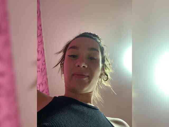 Queen-of-squirt webcam