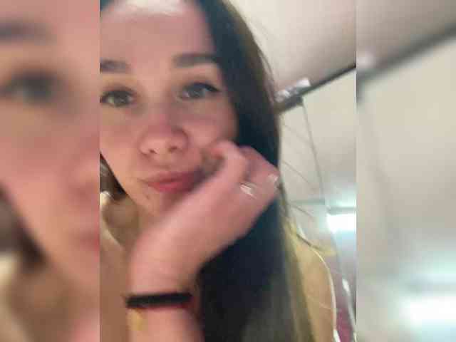 Queen-of-squirt webcam