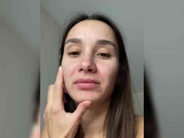 Queen-of-squirt webcam