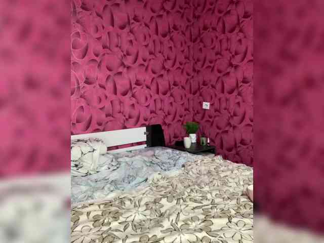 Queen-of-squirt webcam