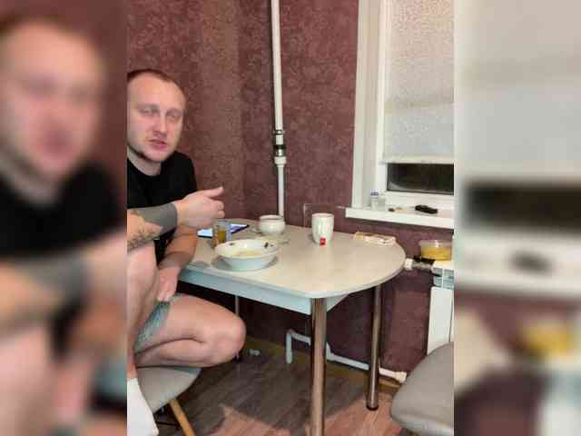 Queen-of-squirt webcam