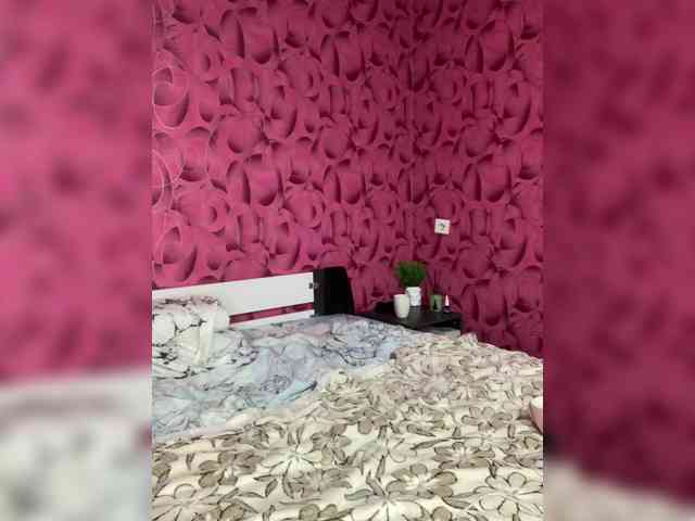 Queen-of-squirt webcam