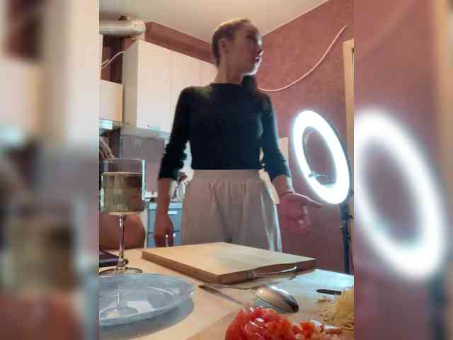 Queen-of-squirt webcam