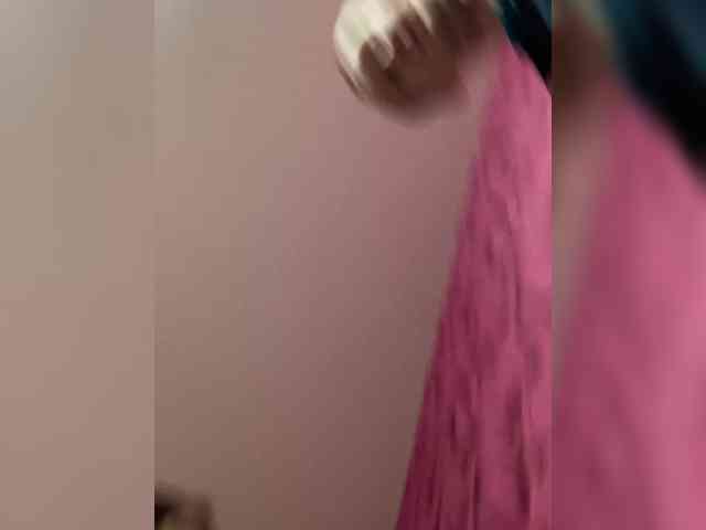 Queen-of-squirt webcam