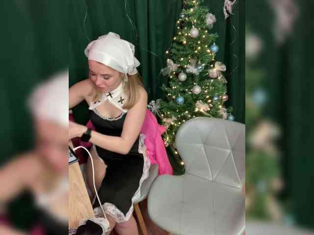 Queen-of-squirt webcam