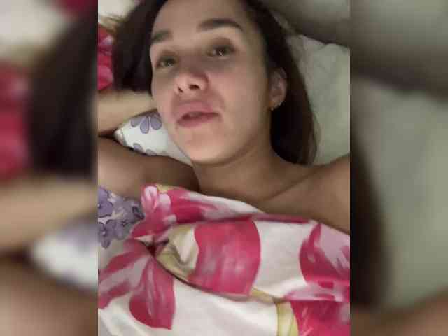 Queen-of-squirt webcam