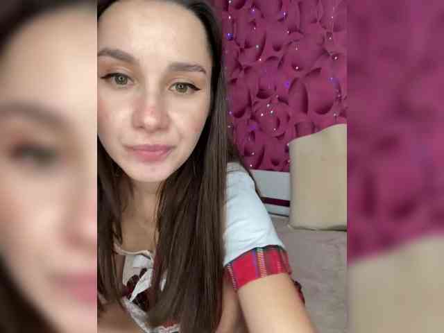 Queen-of-squirt webcam