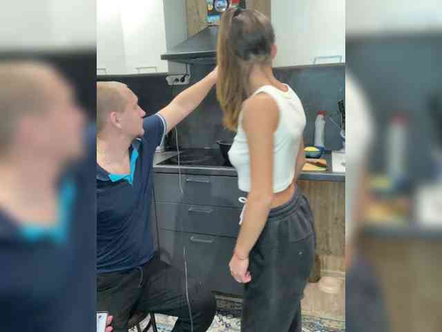 Queen-of-squirt webcam