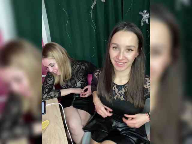 Queen-of-squirt webcam