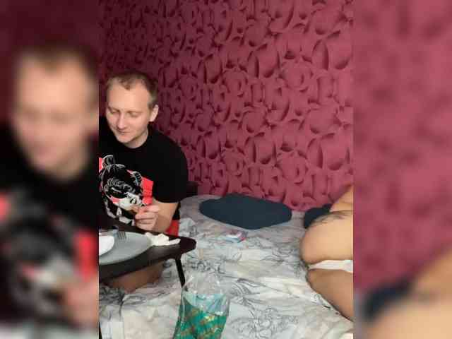 Queen-of-squirt webcam