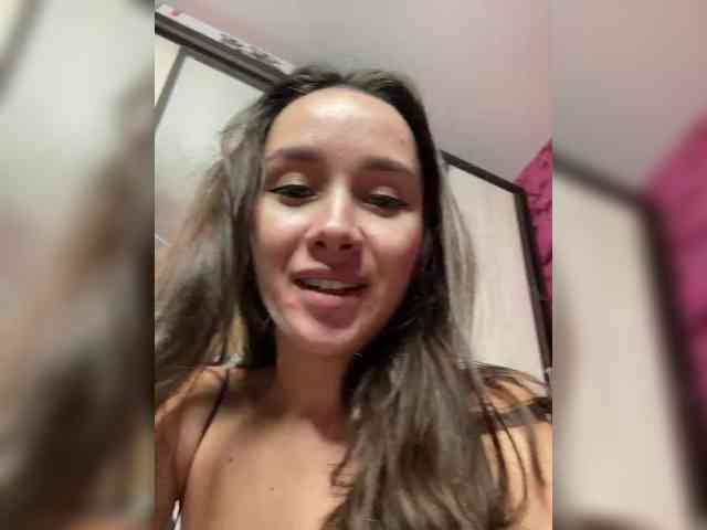 Queen-of-squirt webcam