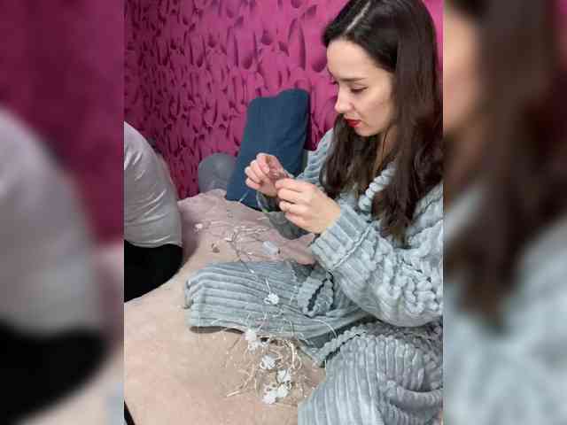 Queen-of-squirt webcam