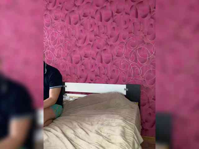 Queen-of-squirt webcam