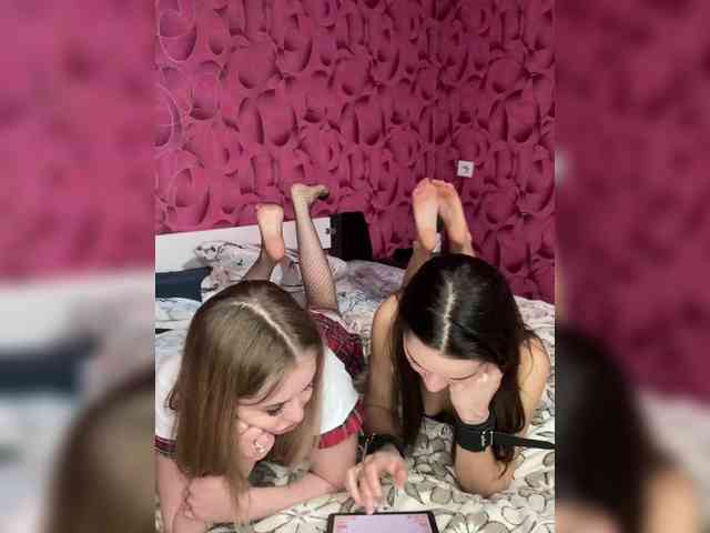 Queen-of-squirt webcam