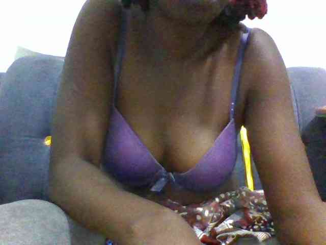 PetiteTemptress webcam