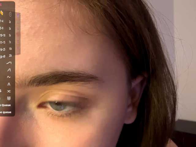 EvonneHeally's BongaCams show and profile