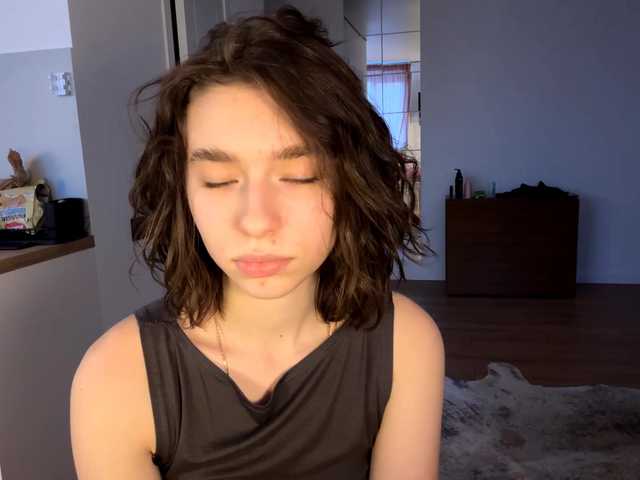 EvonneHeally – webcam model profile photo