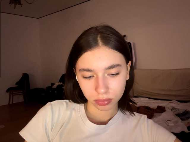 Sex chat with EvonneHeally — Watch free online 18+