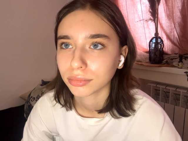 EvonneHeally live cam