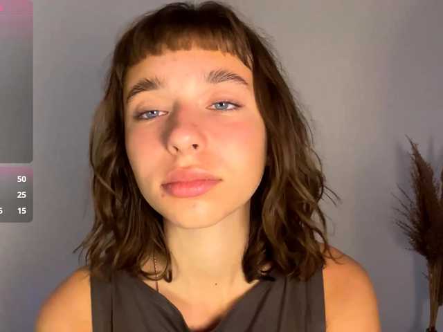 EvonneHeally's BongaCams show and profile