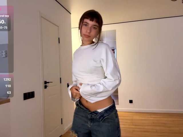 EvonneHeally's BongaCams show and profile