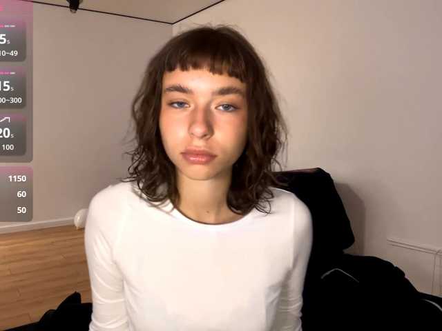 EvonneHeally's BongaCams show and profile