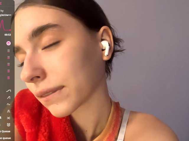 EvonneHeally's BongaCams show and profile