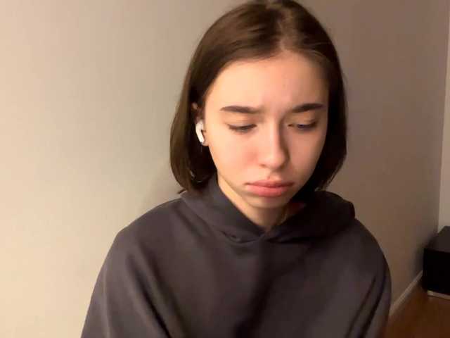 EvonneHeally's BongaCams show and profile