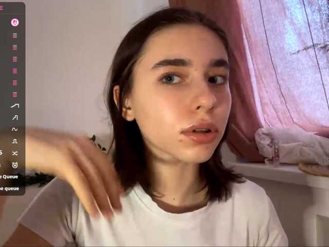 EvonneHeally's BongaCams show and profile