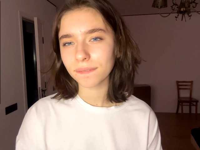 EvonneHeally's BongaCams show and profile