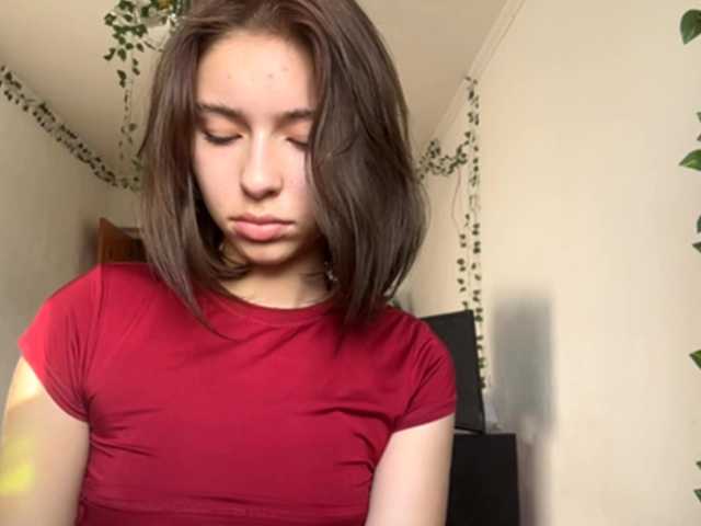  EvonneHeally chat room