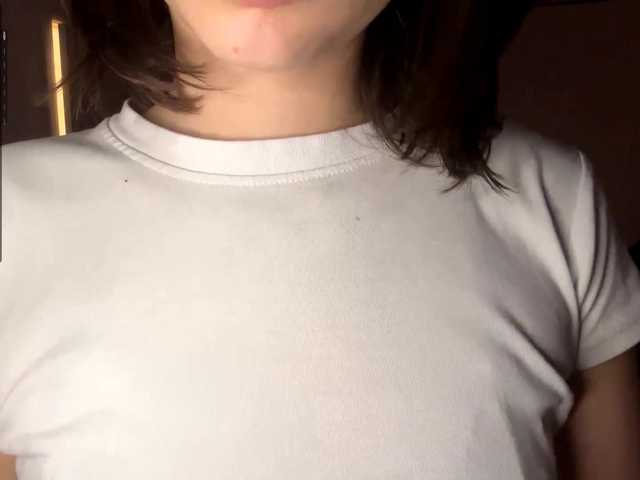 EvonneHeally's BongaCams show and profile