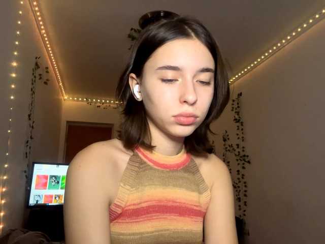 EvonneHeally's BongaCams show and profile