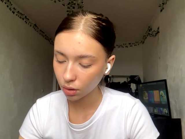 EvonneHeally – webcam model profile photo