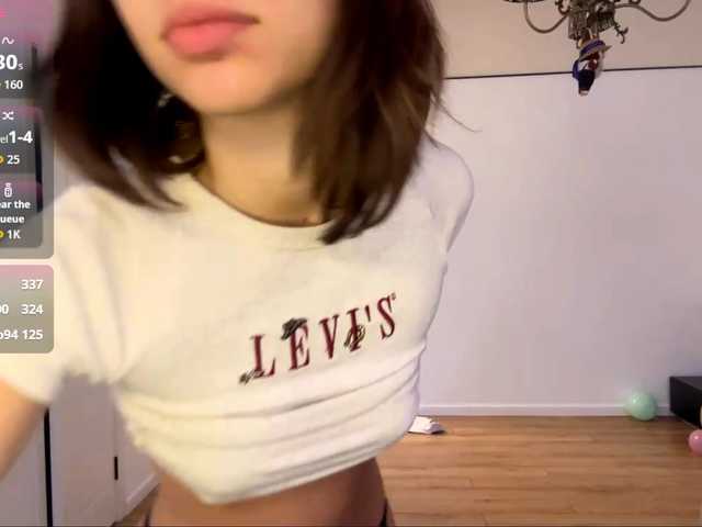 EvonneHeally's BongaCams show and profile